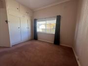 Neat and Tidy Spacious Unit