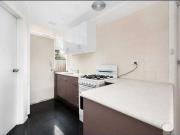 NEAT CLEAN UNIT READY FOR A NEW BEGINNING