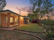 Neat, Comfortable Living in The Gap with Great...