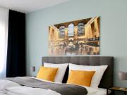 Neat & modern apartment at Barbarossaplatz