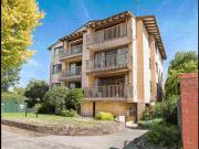 Neat & Spacious Unit in Prime Location