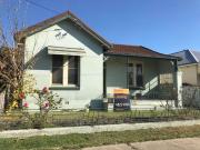 Neat & Tidy 2 3 Bedroom Home