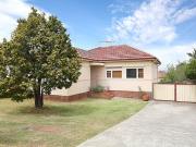 Neat & tidy 2 Bedroom Home