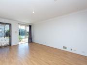 Neat & tidy 3 x 1 in Beldon!