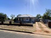Neat two bedroom country home on a generous 1017 sqm...