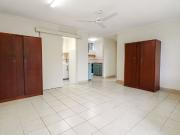 NEAT TWO BEDROOM UNIT IN CONVENIENT LOCATION