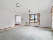 Neat Unit, walking distance to Town!