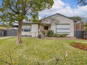 Neat, updated & ideally positioned