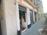 negozio completo e centrale a Genova Sampierdarena