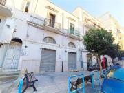 Negozio di 140 mq a Centro Storico, Cappuccini, Commenda...