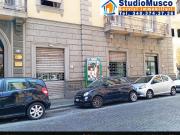 NEGOZIO di 14 vani e di 224 mq NAPOLI rif. NACOIS