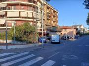 Locale commerciale in affitto a Albenga