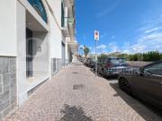 Negozio in affitto a Bacoli