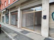 Negozio in affitto a Bologna