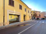 Negozio in affitto a Calusco D'Adda