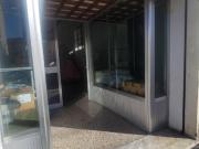 Negozio in affitto a Cascina