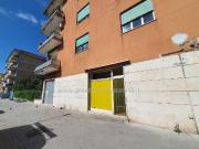 Negozio in affitto a Caserta