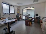 Negozio in affitto a Castello Di Brianza