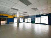 Negozio in affitto a Corsico