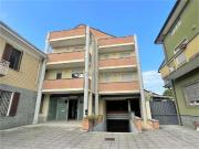 Negozio in affitto a Galliate