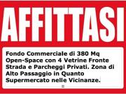 Negozio in affitto a Massa in Buono