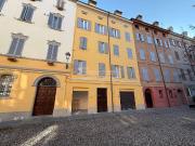 Negozio in affitto a Modena