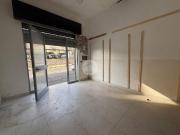 Negozio in affitto a Napoli