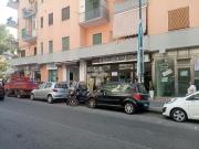 Negozio in affitto a Napoli