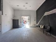 Negozio in affitto a Napoli