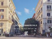 Negozio in affitto a Napoli