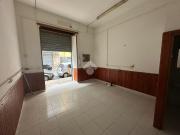 Negozio in affitto a Napoli