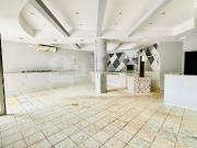 Negozio in affitto a Napoli