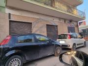 Negozio in affitto a Napoli