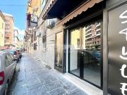 Negozio in affitto a Napoli