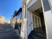 Negozio in affitto a Napoli