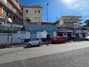 Negozio in affitto a Napoli