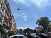 Negozio in affitto a Napoli