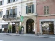 Negozio in affitto a Parma