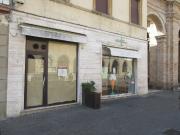 Negozio in affitto a Rimini