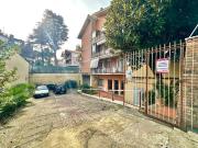 Negozio in affitto a Roma