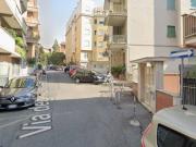 Negozio in affitto a Roma