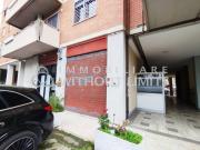 Locale commerciale in affitto a Roma