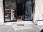 Negozio in affitto a Roma