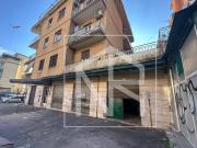 Negozio in affitto a Roma