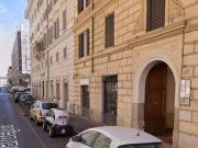 Negozio in affitto a Roma