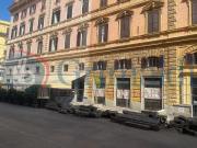 Negozio in affitto a Roma