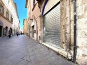 Negozio in affitto a Terni