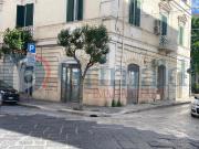 Negozio in affitto a Trani