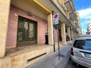 Negozio in vendita a Acireale