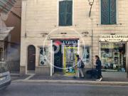 Negozio in vendita a Albano Laziale